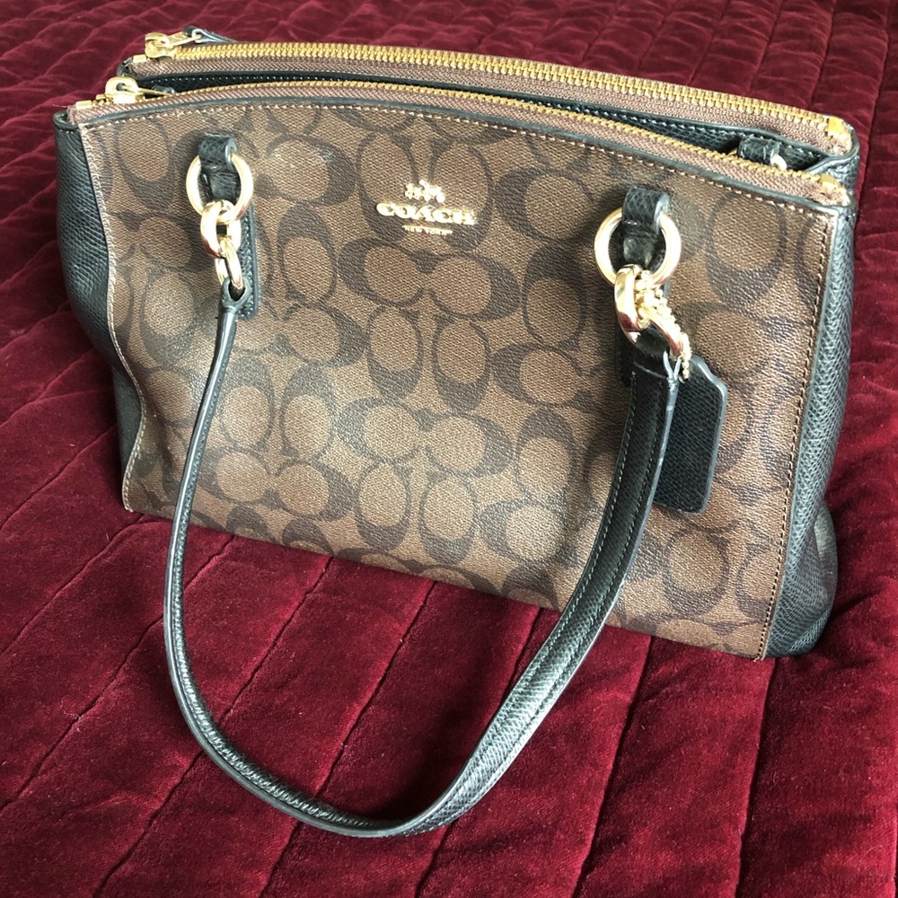 Coach purse and wallet